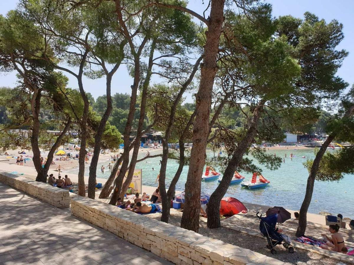 Mobile Home Starfish IV Camp Biograd Biograd Na Moru Eksteriør billede